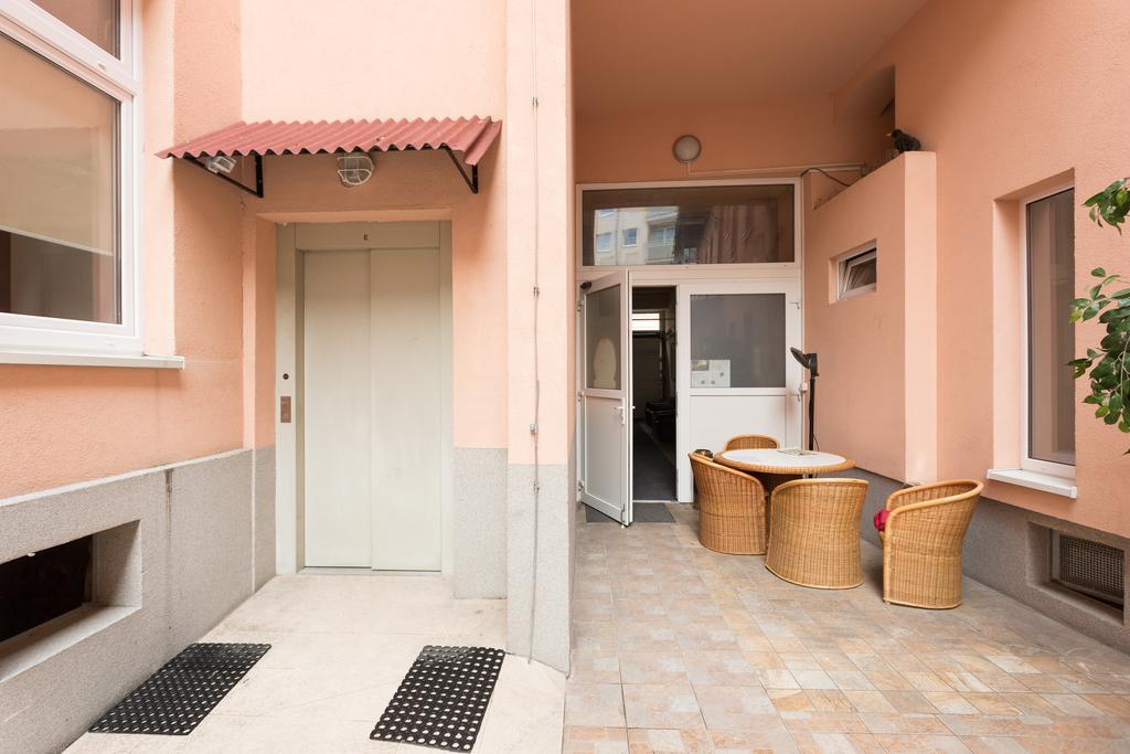 Margareten Long Stay Apartments Vienna Luaran gambar