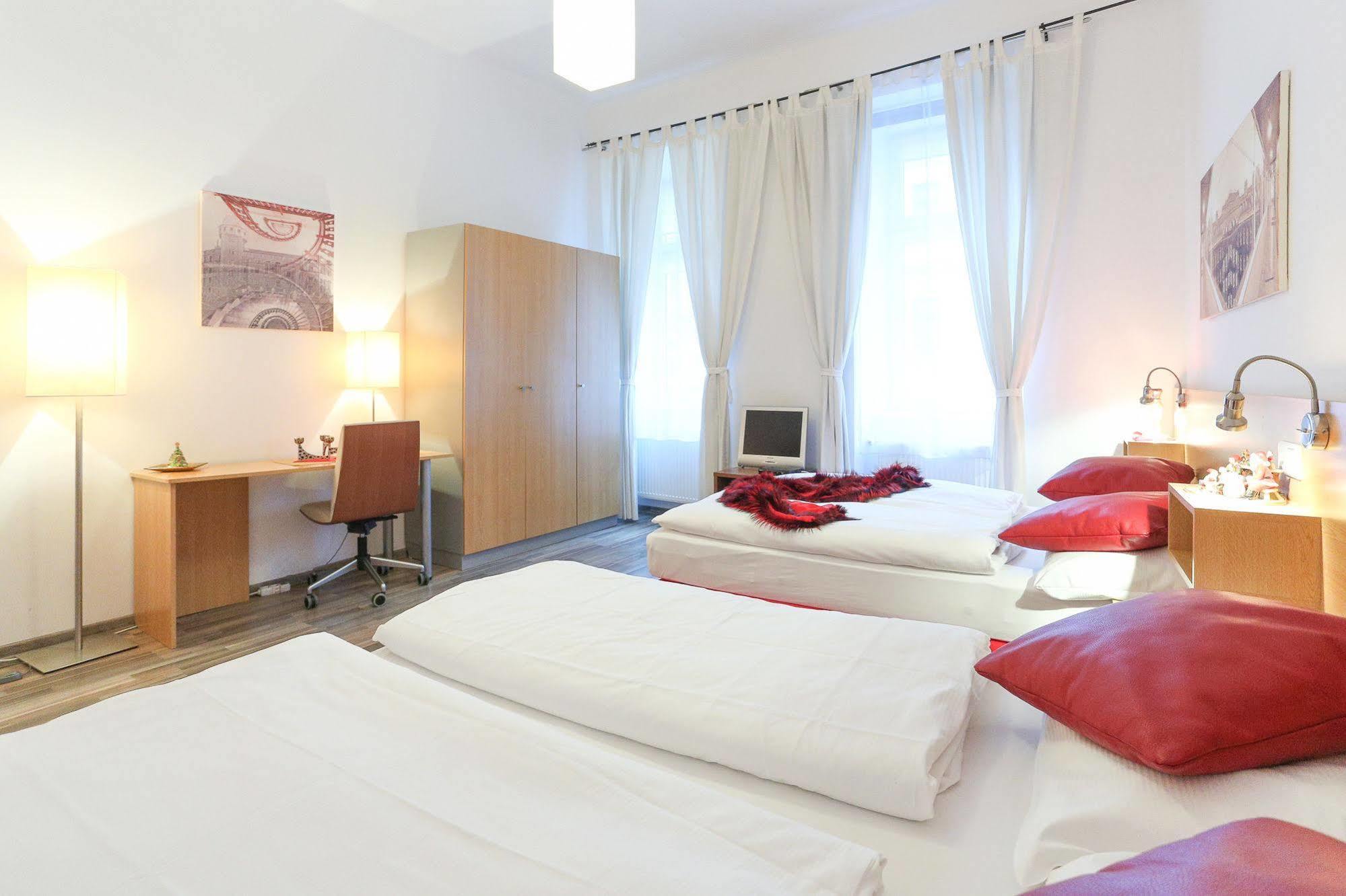 Margareten Long Stay Apartments Vienna Luaran gambar